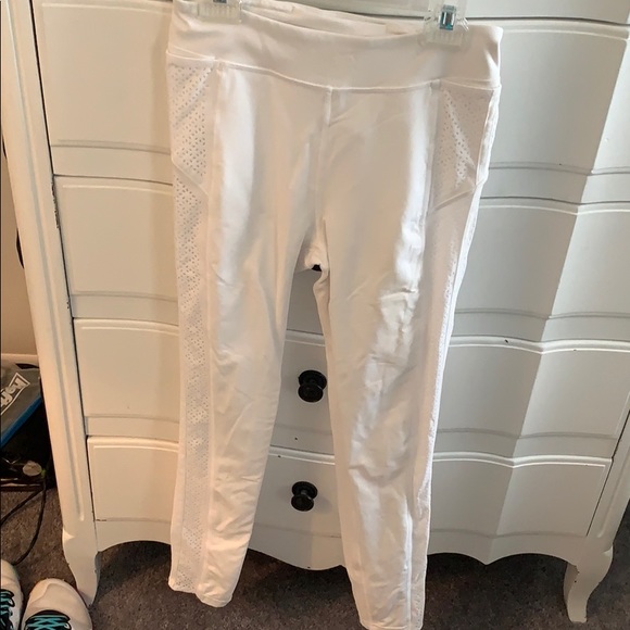 White lululemon legging - Picture 2 of 3